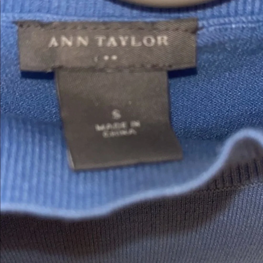 Ann Taylor Blue Sweater, Button Detail, Ribbed Neck. Perfect For Office - Picture 3 of 5